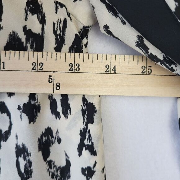 Catherines Leopard Blouse 0X (14/16) Black Lightweight Keyhole Slit Sleeve Satin - Picture 13 of 14